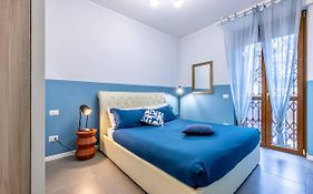 Bruschetti Home
